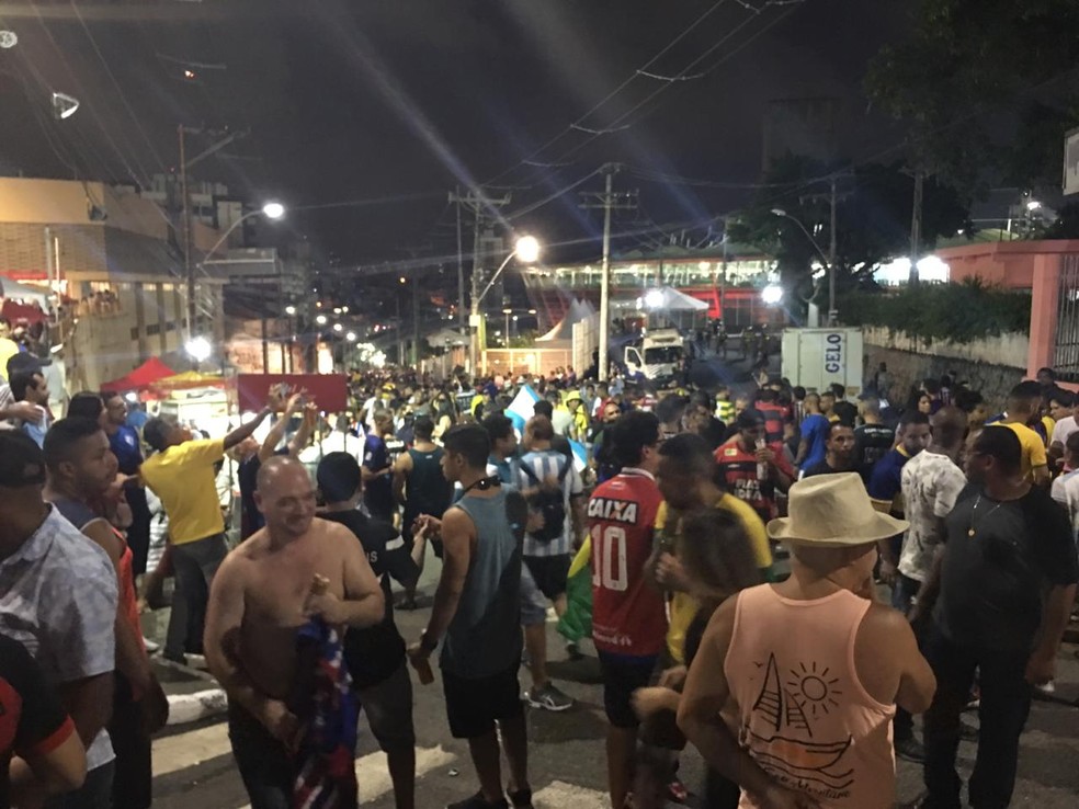 ApÃ³s ver jogo da Copa AmÃ©rica, colombiano Ã© esfaqueado durante assalto no Centro HistÃ³rico de Salvador  â?? Foto: Maiana Belo/G1