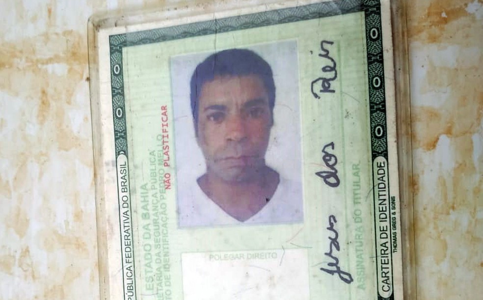 Homem realizava serviÃ§o em caixa d'Ã¡gua, quando encostou m fio de alta tensÃ£o â?? Foto: DivulgaÃ§Ã£o/PolÃ­cia Civil de Ibirataia
