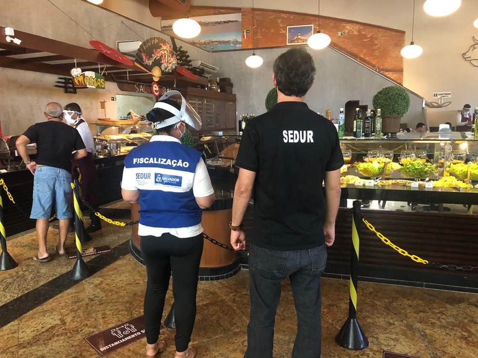 Cerca de 4.200 bares e restaurante reabrem em Salvador ...