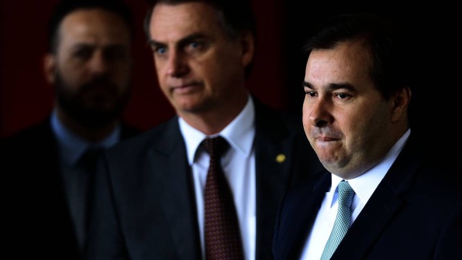 O presidente Jair Bolsonaro e o presidente da Câmara, Rodrigo Maia Foto: Jorge William / Agência O Globo