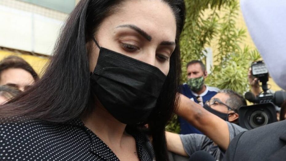Com infecção urinária, mãe de Henry é levada de presídio para hospital