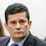 Moro se filia ao PL ao lado de Fl&aacute;vio Bolsonaro e mira governo do Paran&aacute;