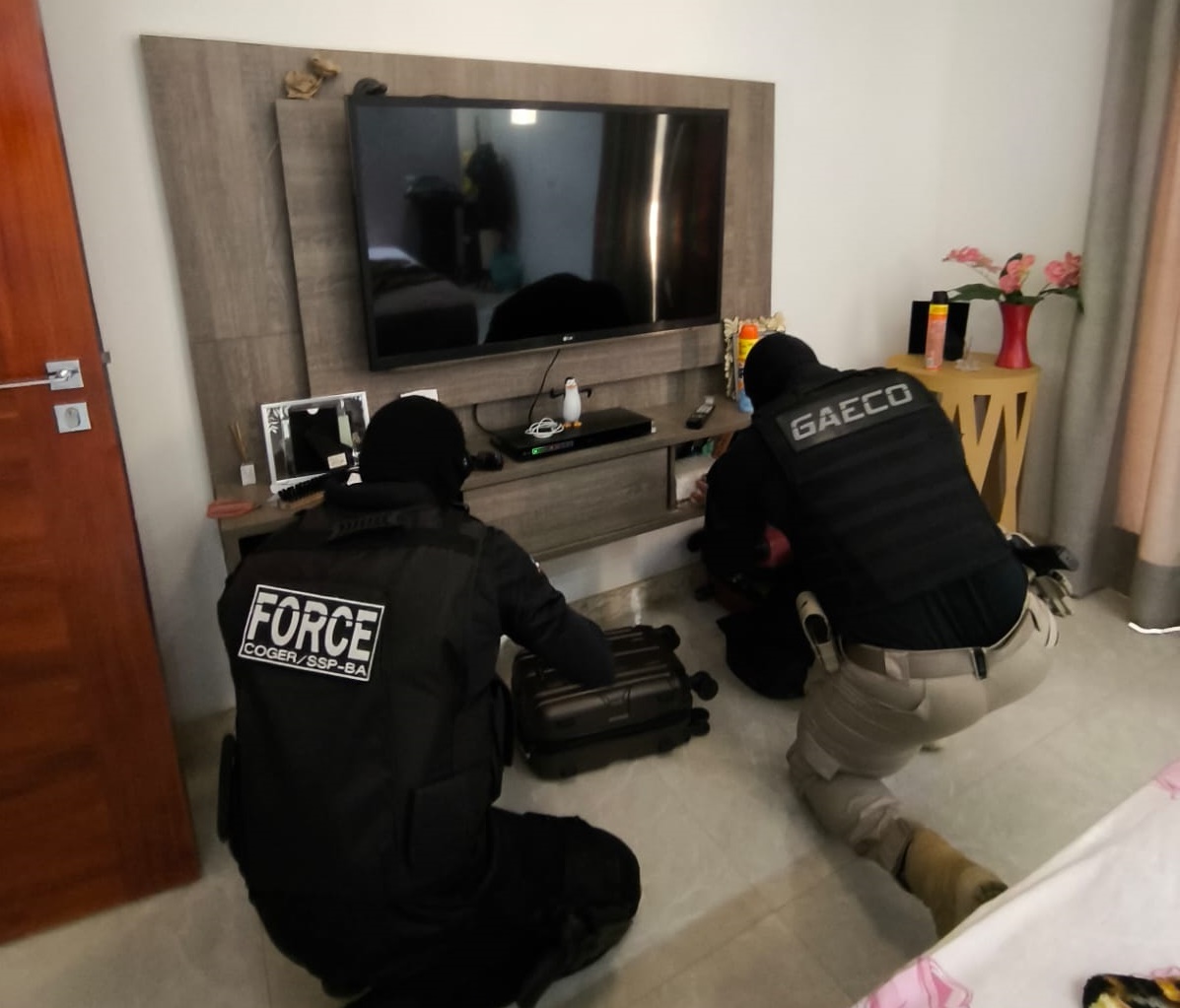 Ação contra investigado