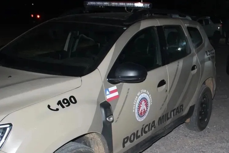 Foragido foi detido por policiais militares. Foto: Lay Amorim/Achei Sudoeste