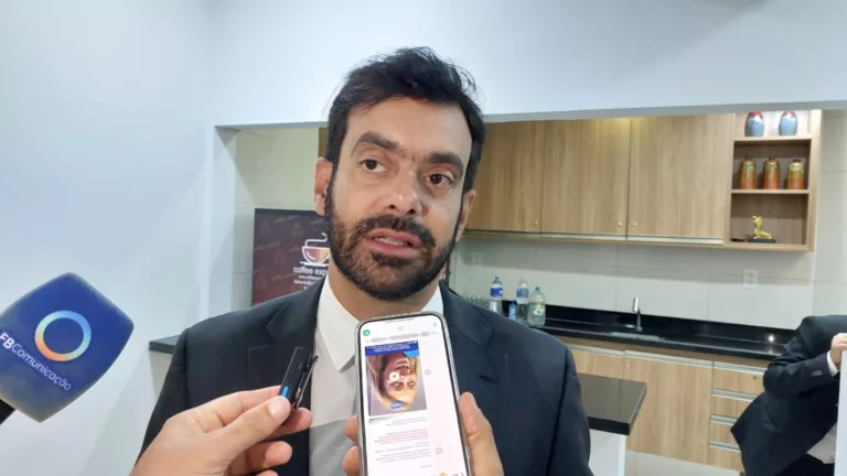 Deputado estadual Tiago Correia