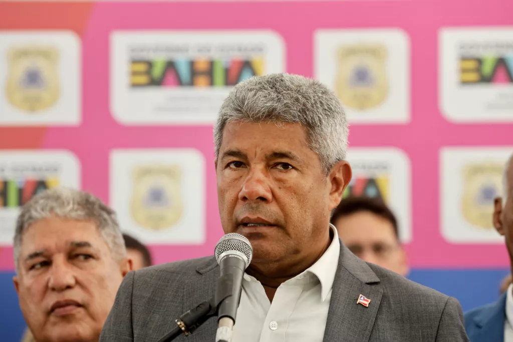 Governador Jerônimo Rodrigues durante inauguração da reforma do Complexo Policial do Ogunjá, em Salvador. Foto: Thuane Maria/GOVBA