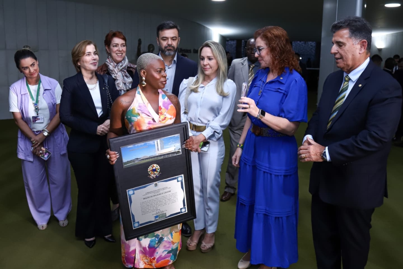 Jojo Todynho recebe homenagem na Câmara dos Deputados