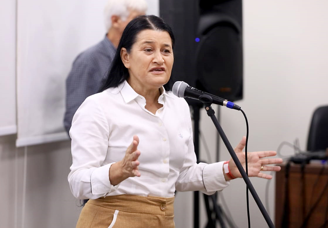 Jerônimo Rodrigues exonera Jusmari Oliveira da Sedur estadual