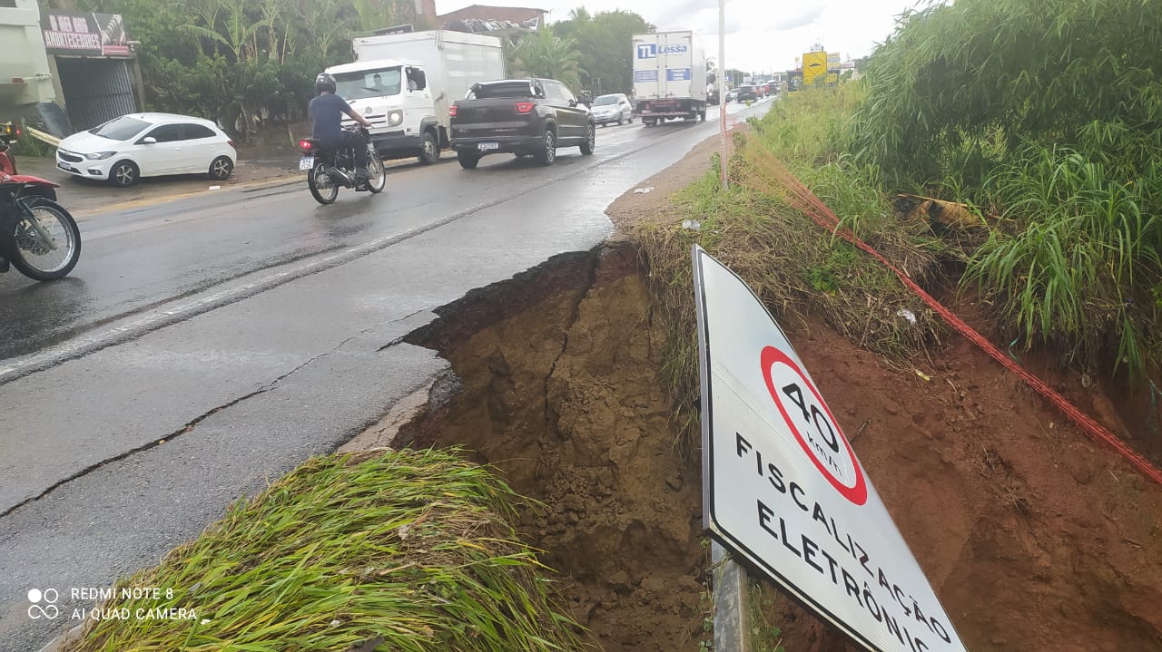 Erosão na BR101