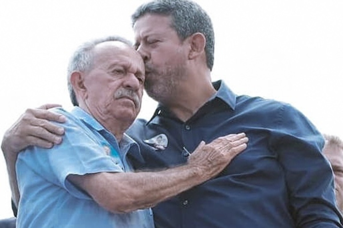 Pai de Arthur Lira morre aos 82 anos em Alagoas