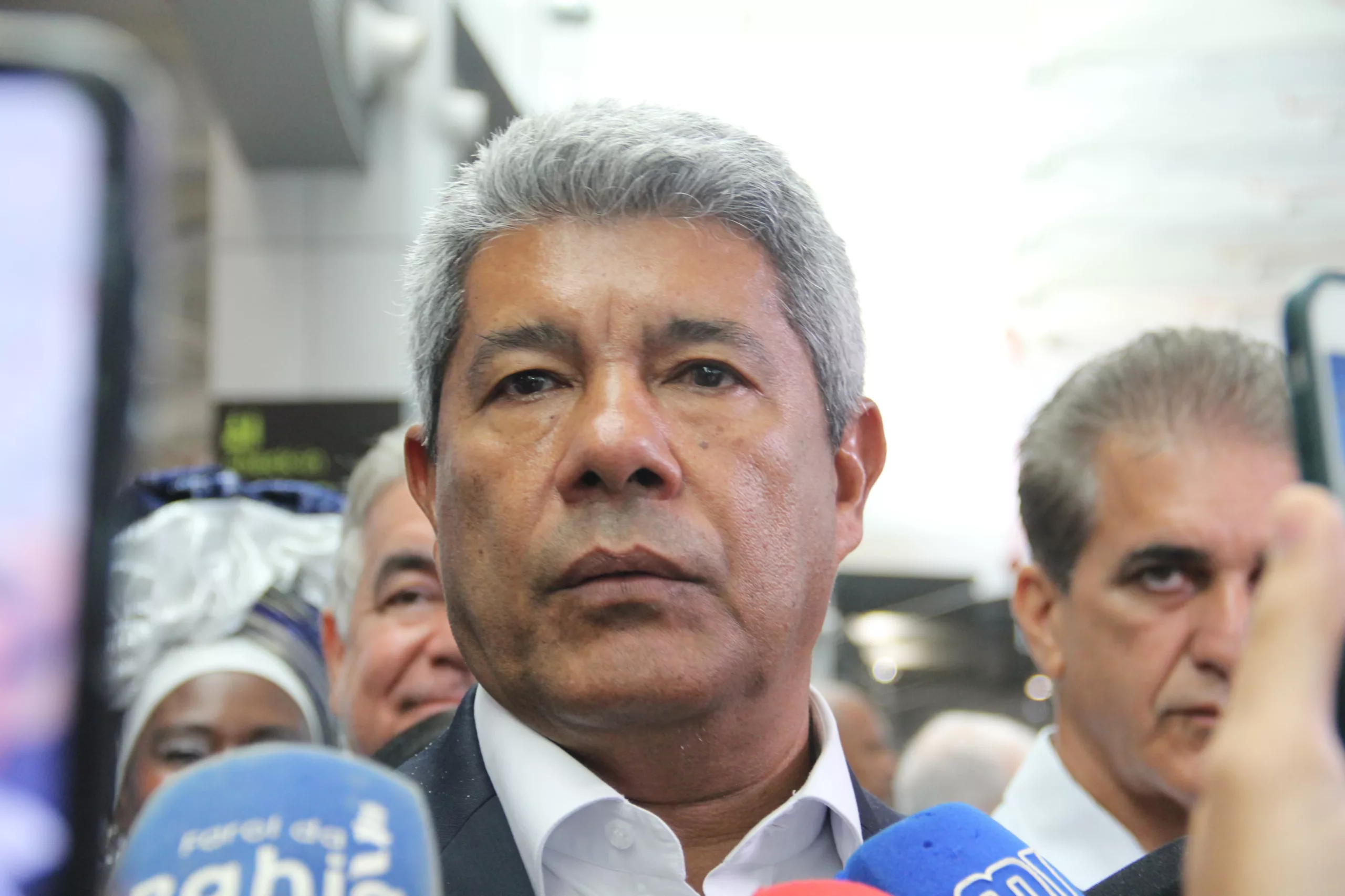 Jerônimo Rodrigues participou de evento no Aeroporto Internacional de Salvador nesta segunda-feira (6). Foto: Vagner Souza/PS Notícias