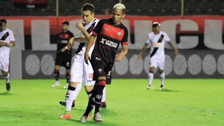 Erick marca em Vitória 1x0 Vasco - 24ª rodada do Brasileirão 2018 | Foto: Mauricia da Matta/EC Vitória