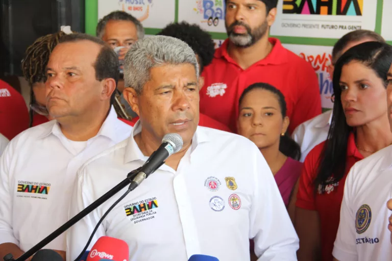 Jerônimo diz que prêmio dado a Salvador de maior 'Carnaval do Mundo' pelo Guinness não é 'individual ou particular'