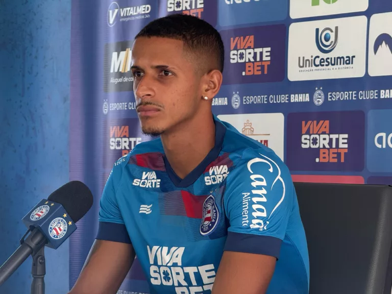 Luciano Juba em coletiva do Bahia