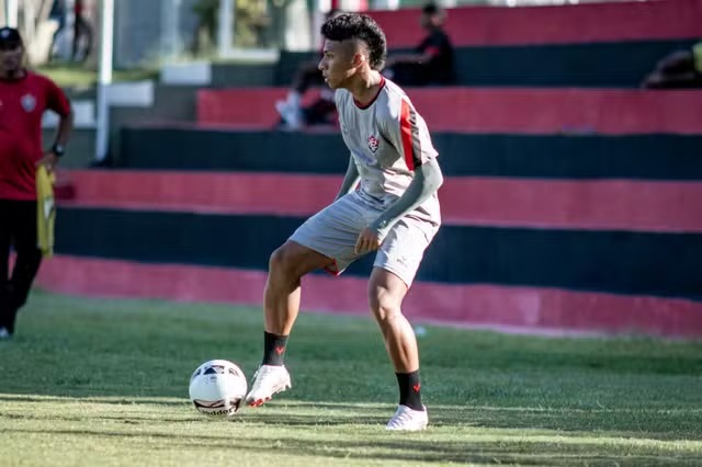 Alisson Santos - joia da base