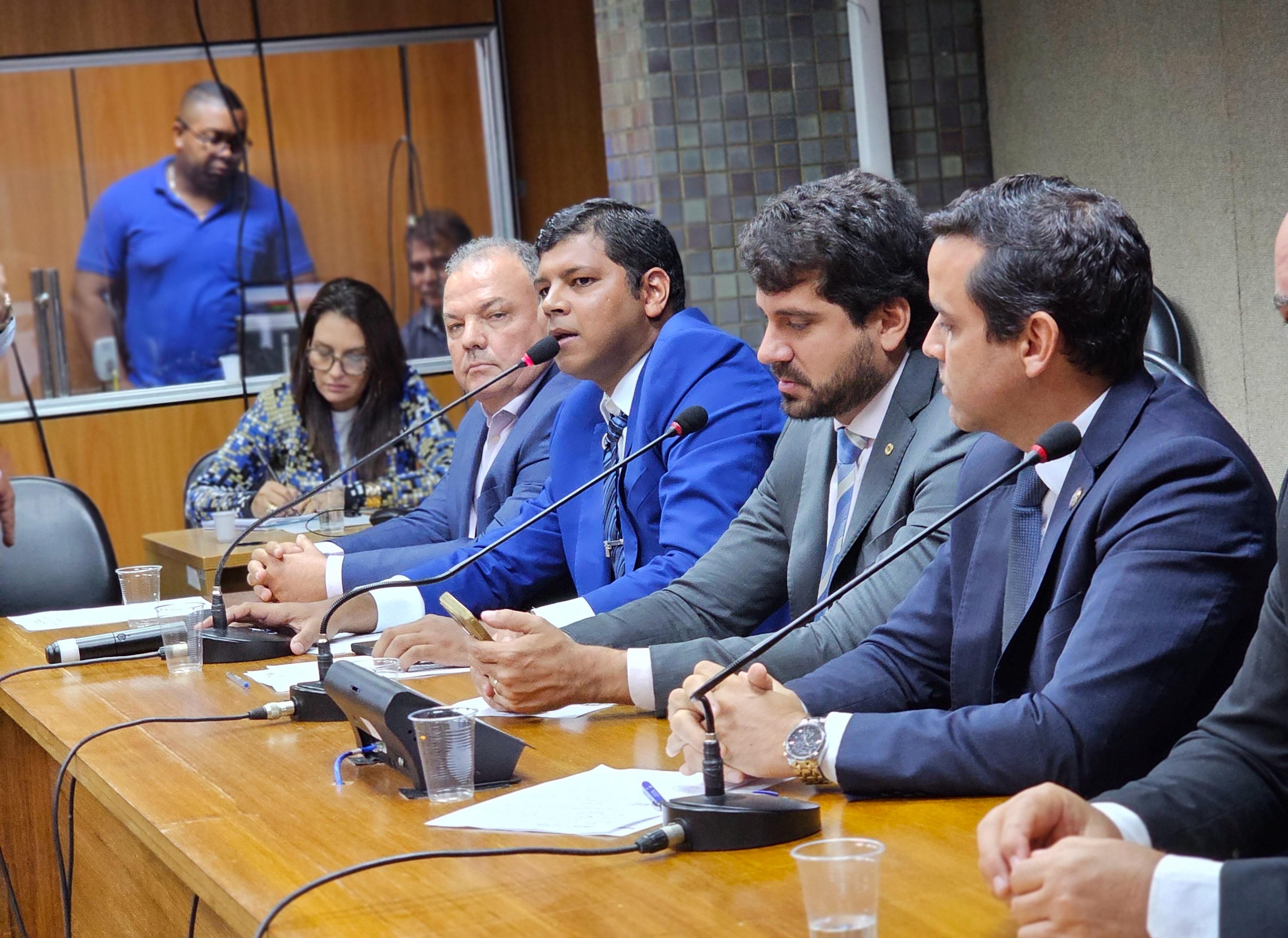 Presidente da Comissão de Segurança Pública da Alba faz cobrança a governo após invasões de terra na Bahia