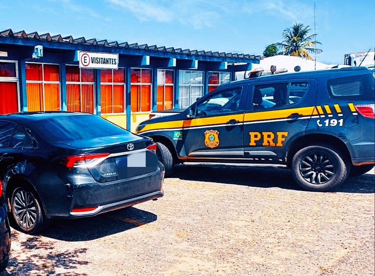 PRF carro recuperado