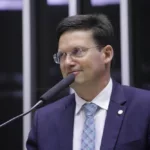 João Roma vira alvo de deputado bolsonarista na Câmara: 'lave sua boca'