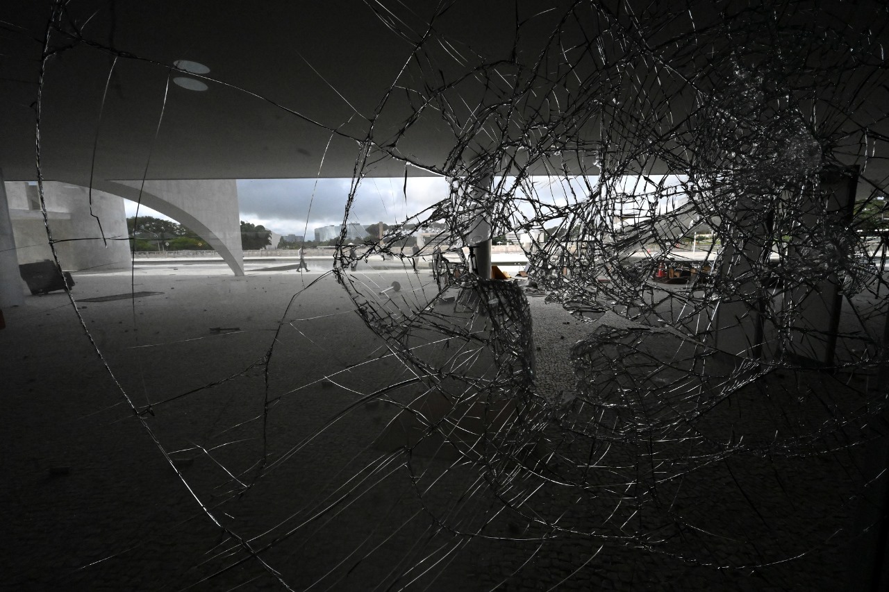 Palácio do Planalto foi alvo de destruição nos atos golpistas do dia 08 de janeiro de 2023. Foto: Cadu Gomes/VPR/Divulgação