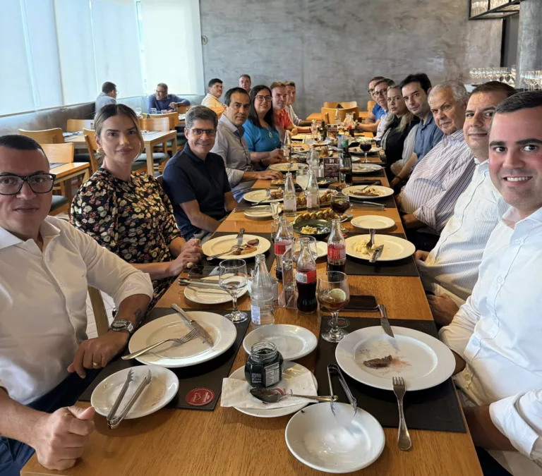 Encontro entre integrantes do PDT e do União Progressista. Foto: Divulgação