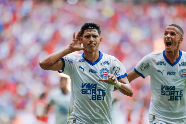 Erick Pulga abriu o placar para o Bahia na Fonte Nova contra o Vitória. Foto: Rafael Rodrigues/EC Bahia/Divulgação