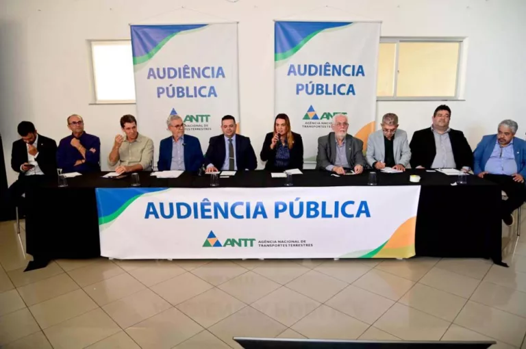 Audiência aconteceu nesta quinta-feira (8) em Vitória da Conquista. Foto: PMVC/Divulgação