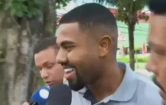 Davi Brito na delegacia