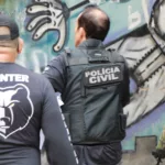 Homem preso no centro de Salvador