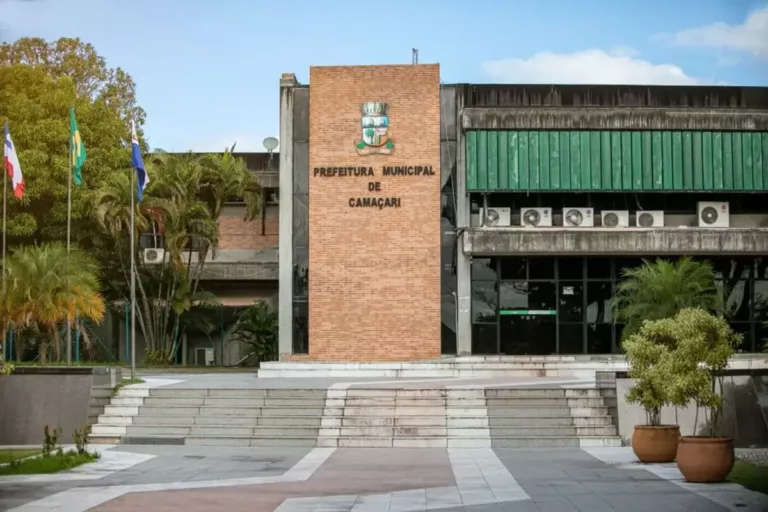 Fraudes em processos licitatórios na Prefeitura de Camaçari são alvo de operação da PF nesta 4ª