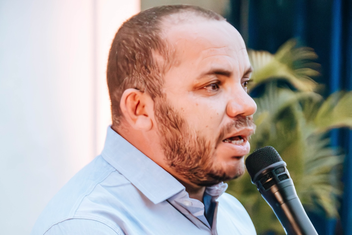 VÍDEO: Prefeito no extremo-sul da Bahia anuncia rompimento com ACM Neto por motivo inusitado