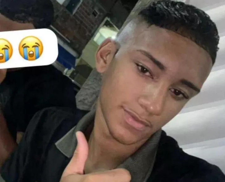 Adolescente morto a tiros em Salvador havia saído de casa para comprar 'dogão'