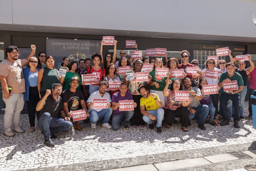Professores em greve em Lauro de Freitas. Foto: Divulgação