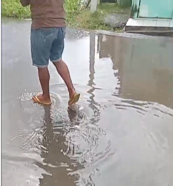 VÍDEO: Moradores pedem drenagem em rua de Mussurunga