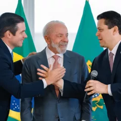 Lula e os presidentes da Câmara, Hugo Motta, e do Senado, Davi Alcolumbre. Foto: Ricardo Stuckert/PR