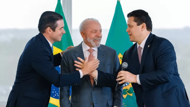 Lula e os presidentes da Câmara, Hugo Motta, e do Senado, Davi Alcolumbre. Foto: Ricardo Stuckert/PR