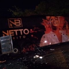 Acidente com ônibus de banda