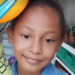 Menina morre após rede enroscar no pescoço