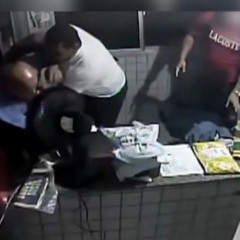 Porteiro agredido em Salvador