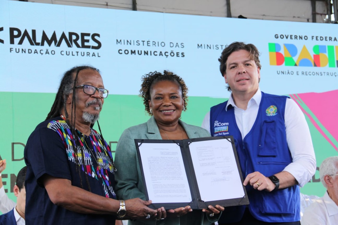 João Jorge, presidente da Fundação Palmares, Margareth Menezes, ministra da Cultura, e Frederico Filho, ministro das Comunicações. Foto: Vagner Souza/PS Notícias