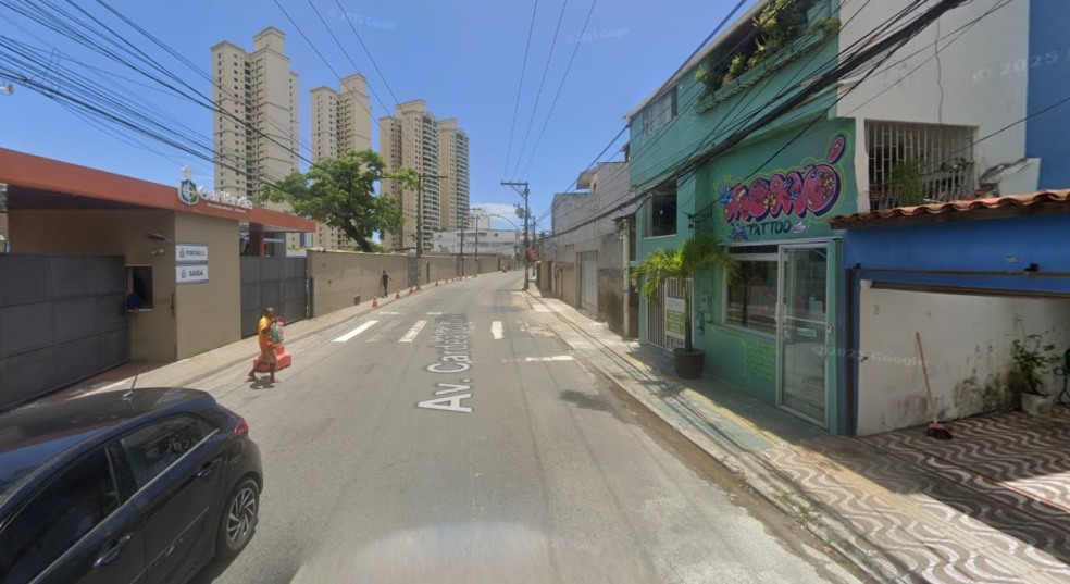 Escola de alto padrão pede apoio a PM