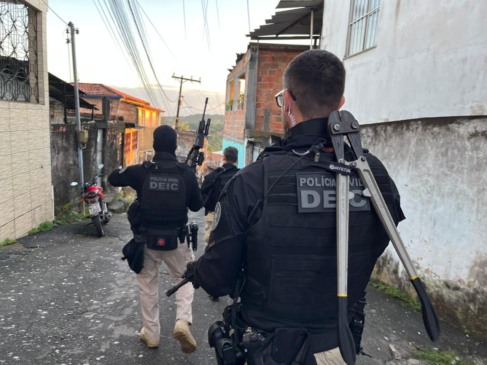 operação fio condutor