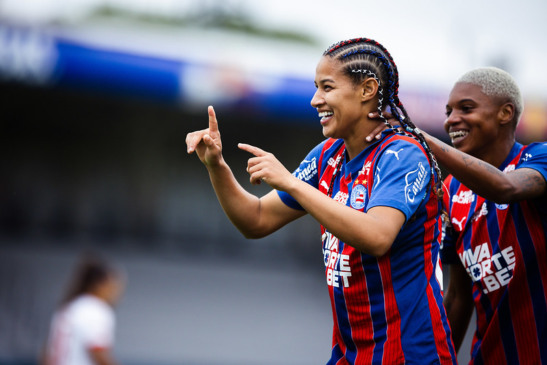 Cássia comemora gol em RB Bragantino 1(1)x(3)1 Bahia - quartas de final da Copa do Brasil feminina | Foto: Letícia Martins / EC Bahia