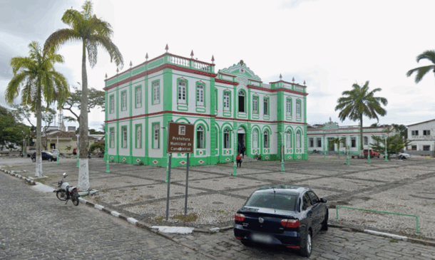 Prefeitura de Canavieiras. Imagem: Google Street View/Reprodução