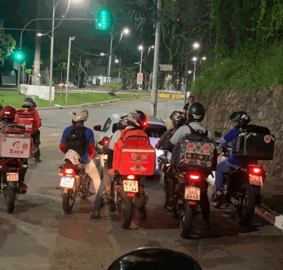Foto: Redes Sociais / Motoboys do Bem