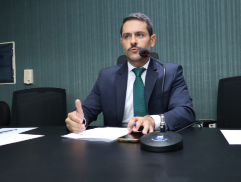 Vereador João Cláudio Bacelar (Podemos). Foto: Antonio Queirós/CMS/Divulgação