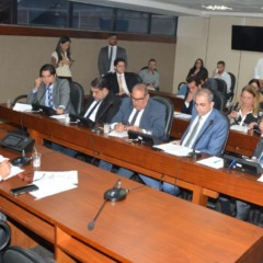 Reunião da CCJ nesta terça-feira (7). Foto: Neuza Costa Menezes/Agência ALBA