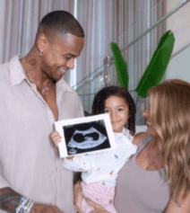VÍDEO: Léo Santana e Lore Improta anunciam gravidez do 2º filho