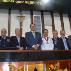Almir Garnier sendo homenageado na Alba. Foto: Agência ALBA/Divulgação