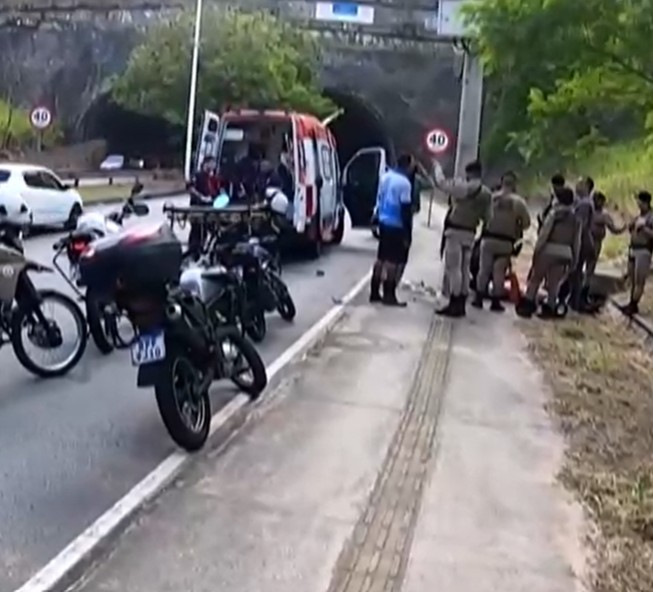 motociclista baleado