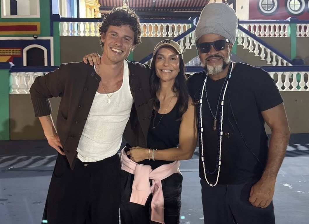 Shawn Mendes visita Carlinhos Brown no Candeal ao lado de Ivete Sangalo Shawn Mendes visita Carlinhos Brown no Candeal ao lado de Ivete Sangalo